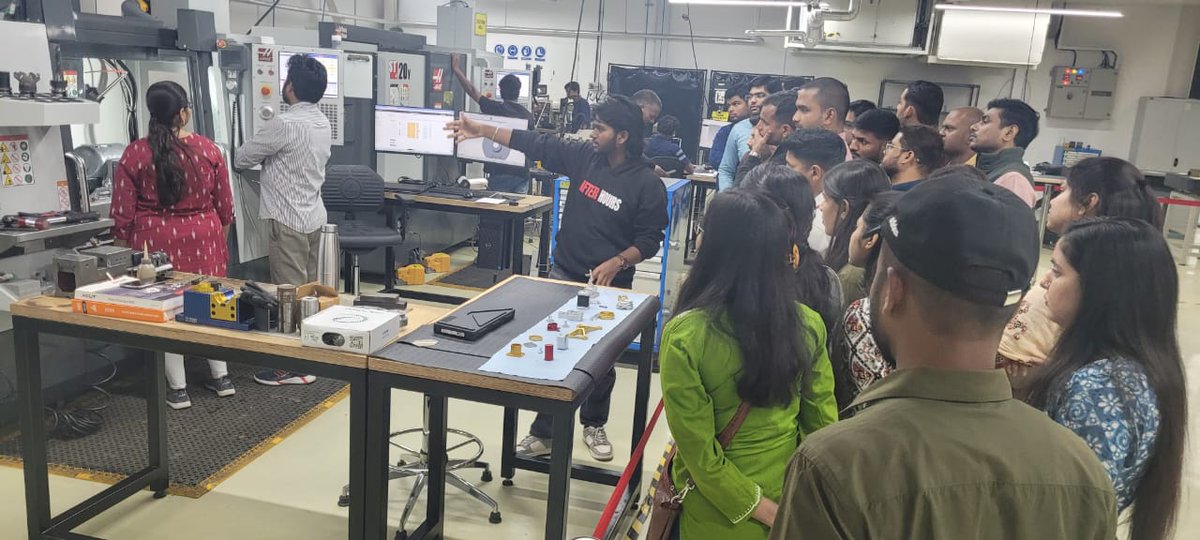 nimsmeeconnect's tweet image. MP-MSME Officials explored #THub &amp;amp; #TWorks as part of the "Capacity Building Programme on Designing Strategic Interventions to Make MSMEs Vibrant, Green, and Digital" focusing on #RAMP Scheme. Organized by #nimsme, the visit showcased incubation ecosystems &amp;amp; innovative prototypes