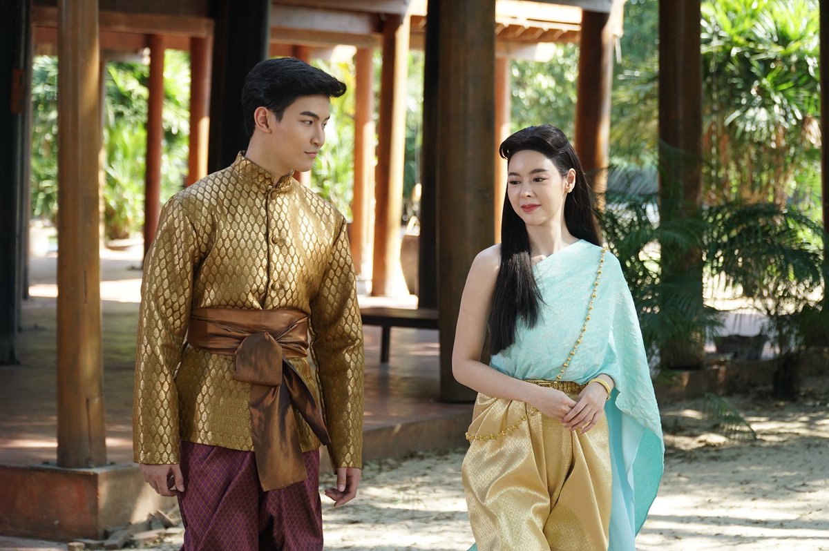 prjipata's tweet photo. “ไอซ์ ปรีชญา” ยิ้มพีเรียดเรื่องแรก พาปังฟีดแบ็ก บทตะเภาทอง เข้าตาแฟนละคร

https://t.co/wCoXDuECnI

#IcePreechaya #Ohm_Thitiwat #TRUEIDTV #ช่อง8 #ช่อง8กดเลข27 #ละครช่อง8 #ศึกเสน่หาไกรทองชาละวัน #โอห์มฐิติวัฒน์ #ไอซ์ปรีชญา https://t.co/an1S0YOKri