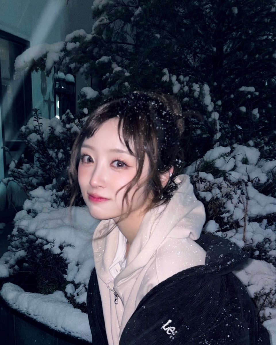 sumdal_'s tweet image. 진짜미쳤어... 반함 최종입덕 입덕입덕입덕