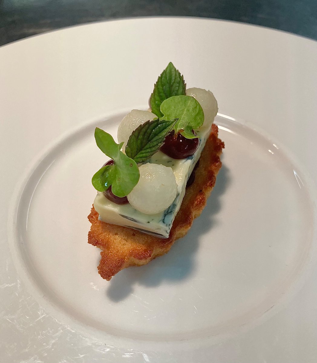 Beauvale cheese,
lavender honey, brown butter and almond financier, plum jam, pear william.