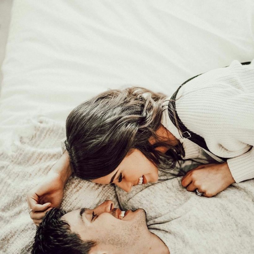 كم هو كافي أن أنظر إليك وكأنك العالم ❤