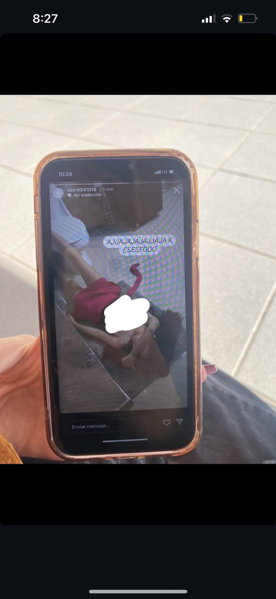 Posteriormente subieron la foto, una foto donde estoy claramente expuesta, donde se ve mi cara y sobre todo se ven partes de mi cuerpo que no tendrían que ser subidas (aquí tapo la foto porq porq obvias razones no me expondré yo sola)