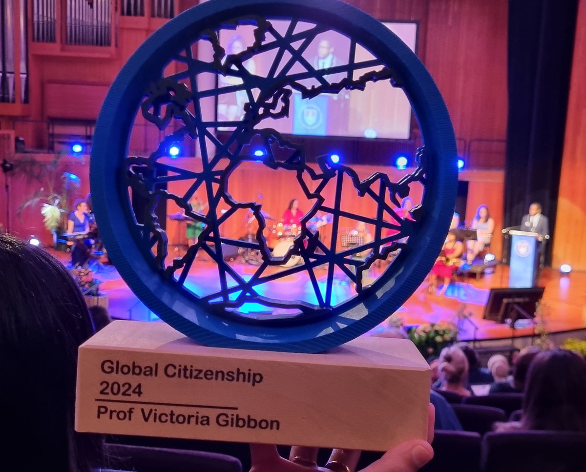 HPALS congratulates Prof Victoria Gibbon,  DPT Human Biology, who received the UCT Vice Chancellors award, at the 2024 UCT awards ceremony. Global citizen 2024. @HPALS-UCT <a href="/GenMS_UCT/">GenMS UCT</a> #@uctnews <a href="/uct_bmhsl/">Bongani Mayosi Health Sciences Library (BMHSL)</a>