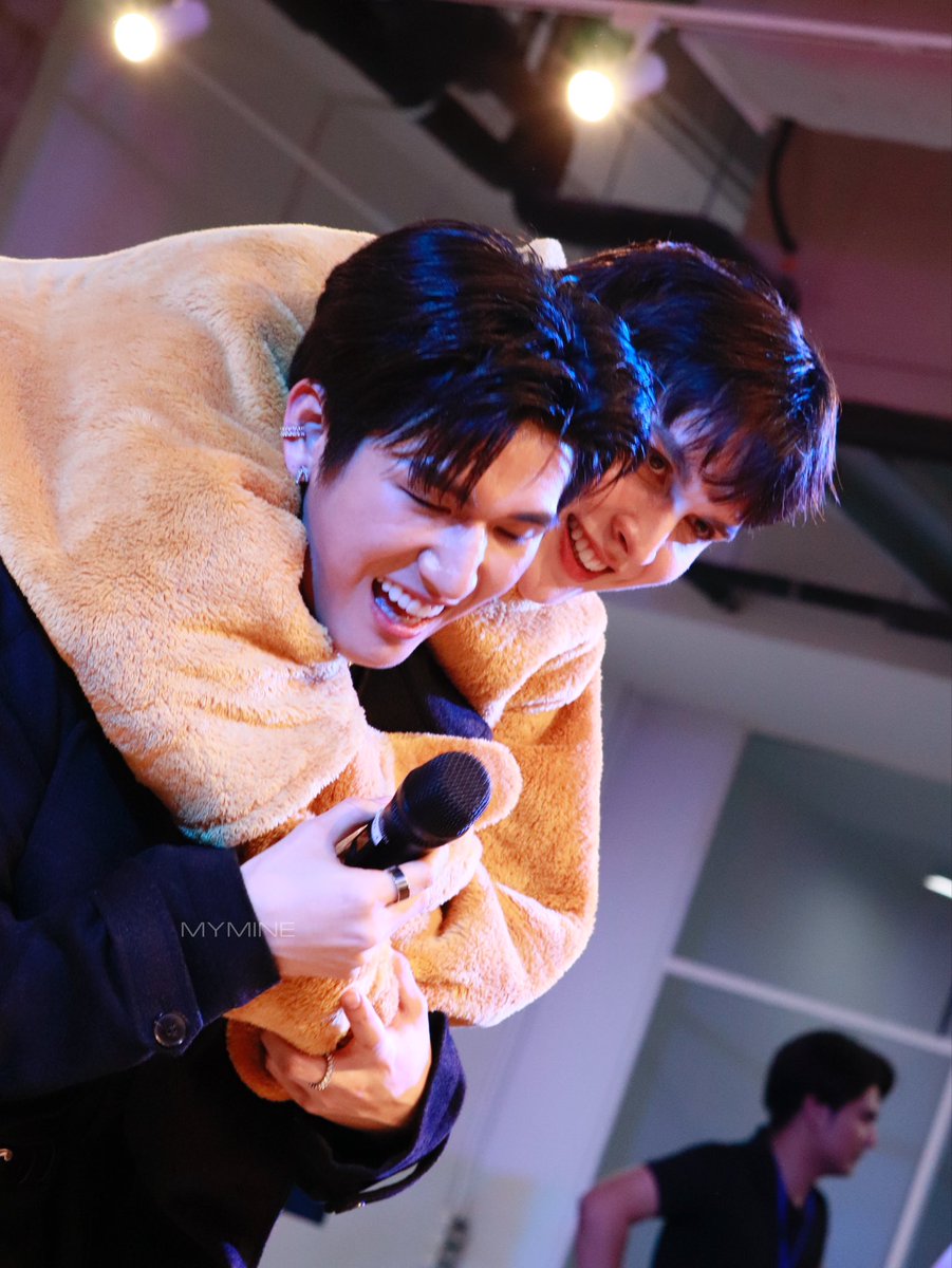 I would love to nominate them. They are very lovey dovey. Never fails to felt me single everytime .😅

#ZoomdaraAwards2025
#MosBank #Moslhong #ISBANKY
#บอสของมอสแบงค์ #มอสแบงค์