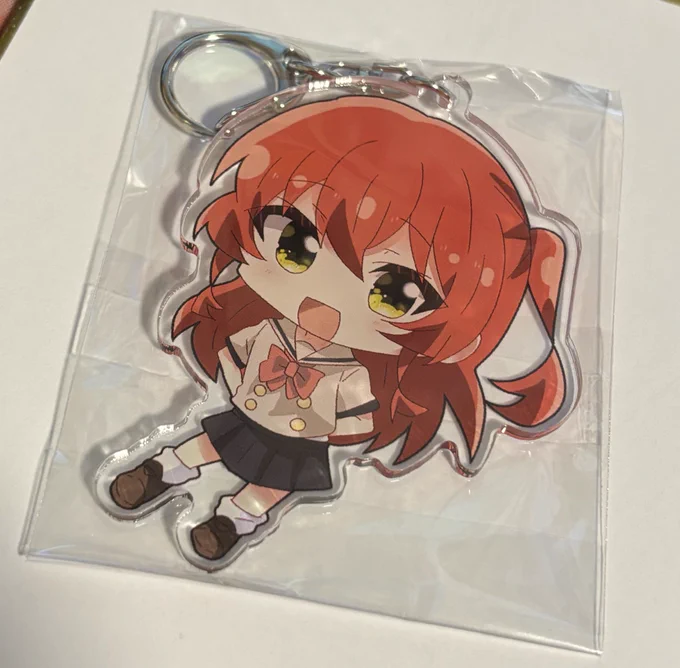 喜多ちゃんアクキー作りましたこちらBOOTHさまにて11/30 21時に販売させて頂きます!!ぜひよろしくお願いします 
