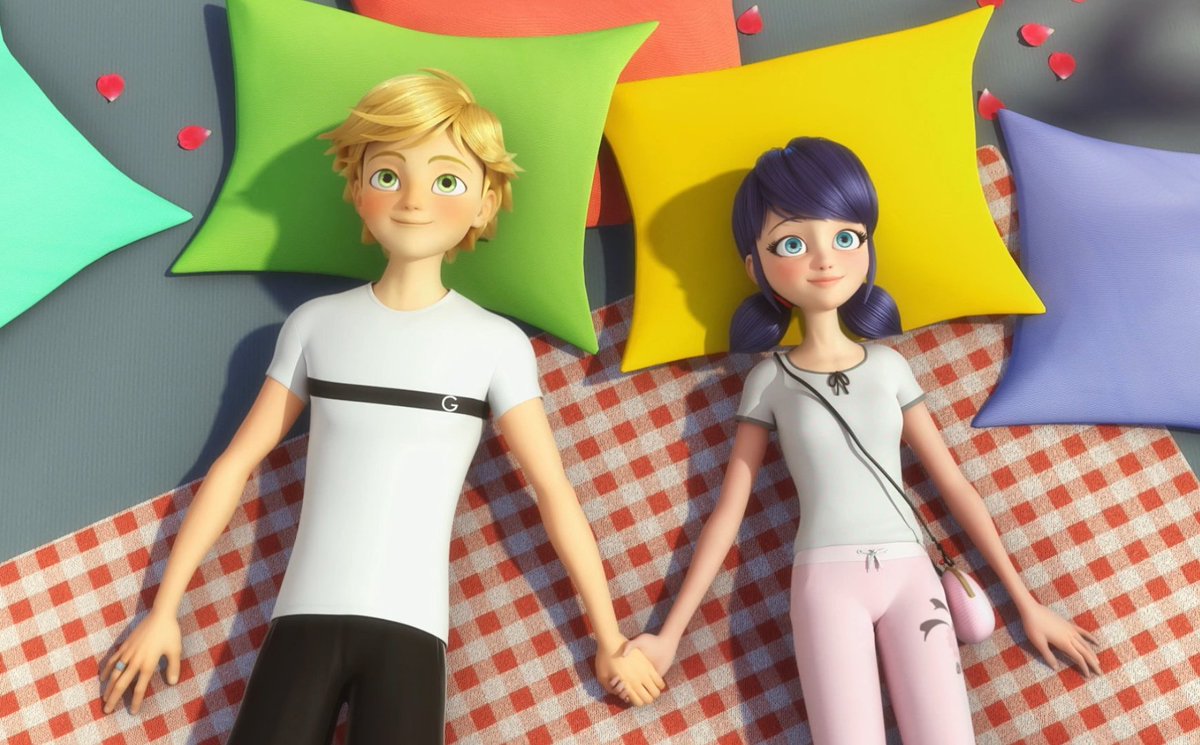 Miracul95998611's tweet image. 🇧🇷⚡️Episode 5x16 “Protection” premiered 2 years ago on Mundo Gloob! 🌏🐞

#MLB #MLBS5 #MLBS5Spoilers #MiraculousSeason5 #Protection #MiraculousNews #Marinette #Adrien #Ladybug #CatNoir #Adrinette #Adrienette #Marichat
