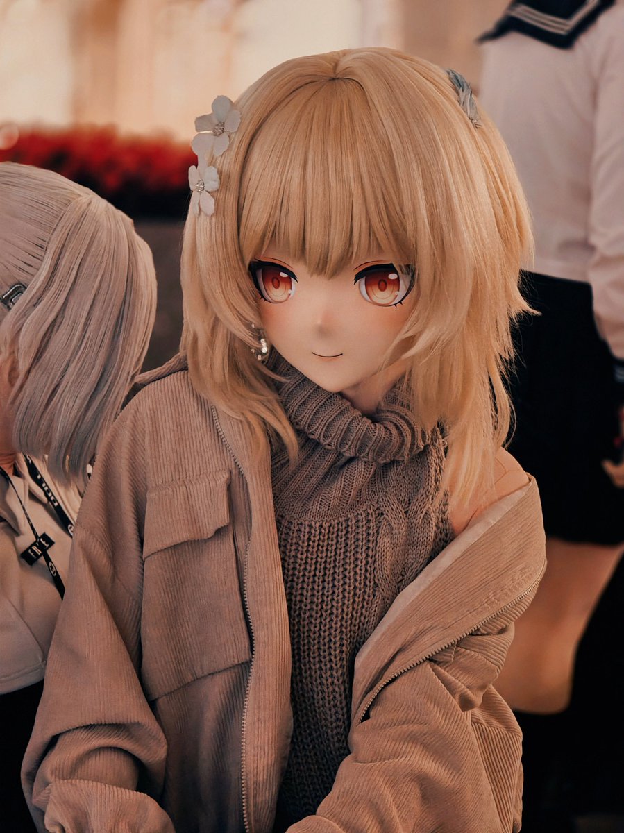 在DW真的玩的很开心！
📷&amp;🔧：<a href="/kig_hml/">花满楼</a> 
🏠：<a href="/doll_weekend/">Doll Weekend</a> 
后面的鸭鸭：<a href="/Jing_Lluo/">鲸珞</a> 
#kigurumi #dw11 #dollweekend