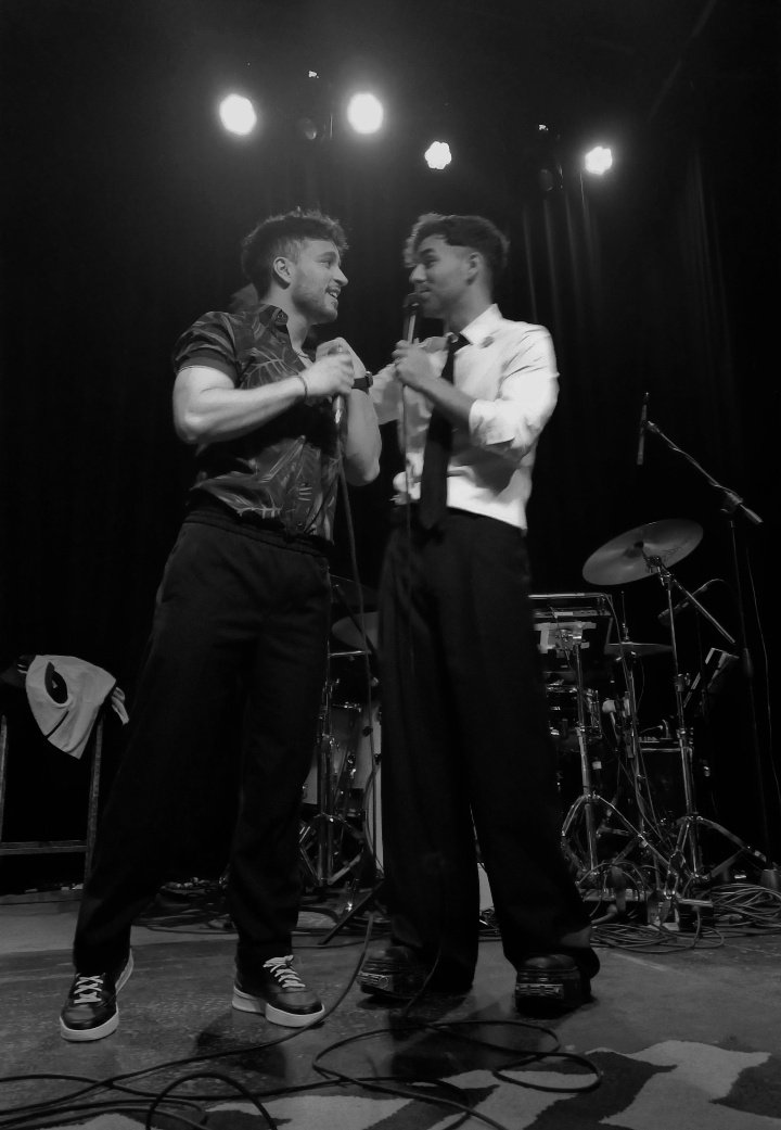 gabiwra's tweet photo. la energía que se vivió no tiene explicación, GRACIAS @Agoney 🤍🇦🇷 https://t.co/yqQEY1G0MD