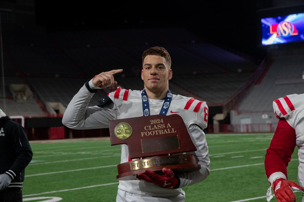 State Champs!  <a href="/MsPatriots/">MSPatriotsFootball</a> <a href="/MSouthFootball/">Millard South Football</a> #champs #dbd