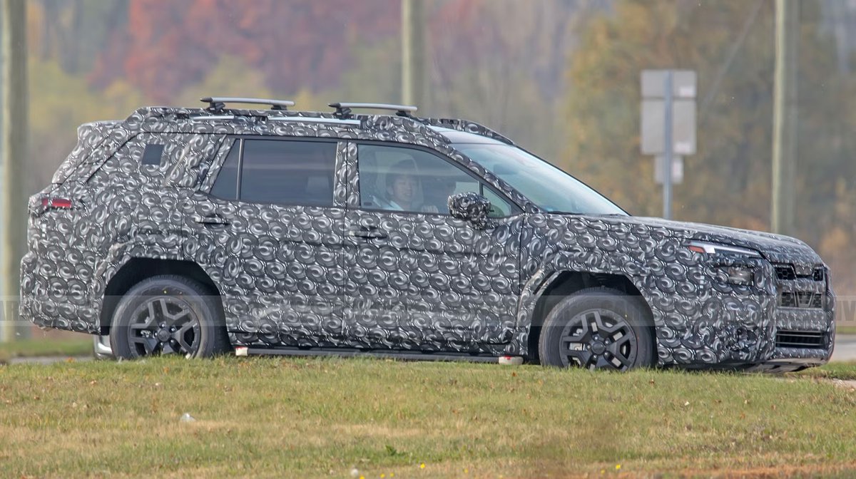 rezaloo's tweet photo. This is what Dalle-E did when I asked it to remove the camouflage from the spy picture of the 2026 Subaru Outback. Pretty cool. https://t.co/TFds70mFry