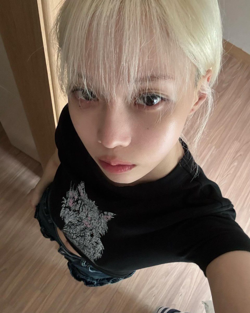 zzikzikk's tweet photo. 다 올해 https://t.co/sUmP60ojf5