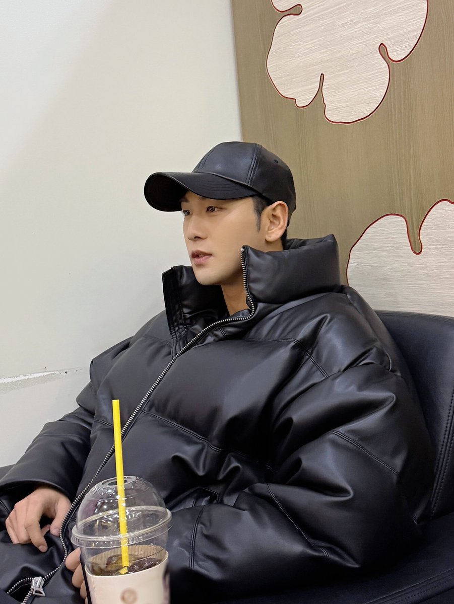 [#B_hind]
2024.11.28
#이은지의가요광장
  
#백호 #강동호 #BAEKHO #KANGDONGHO
