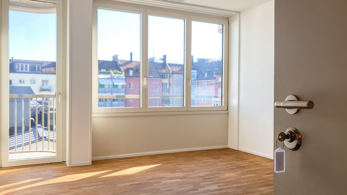 sellingsouthla's tweet image. Rents fell in Oct 2024 as new units hit the market—more to come in 2025! 📉 Great news for tenants, but landlords may need to adjust strategies. #RealEstate #RentalMarket #LongBeachLiving #RentTrends 
🏢 Read more on the blog! 🔗 
sellingsouthlacounty.com/d8raoy4z