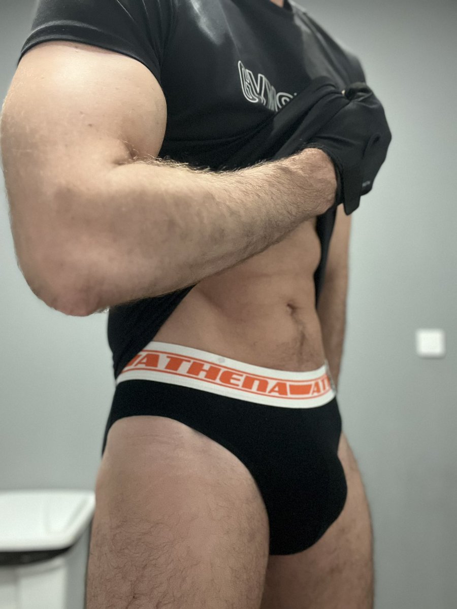 MonPoteEnSlip 🩲 tweet media