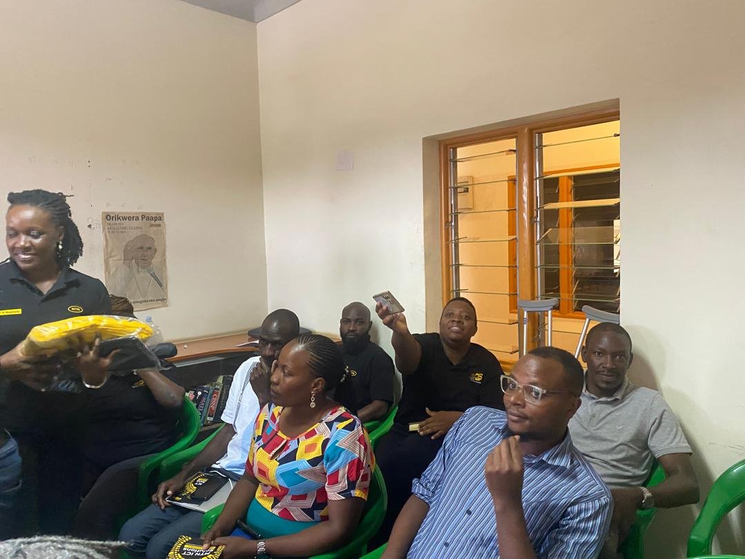 FortFpcc50675's tweet photo. Fort-Portal Tourism City with MTN Partners on the Data Cities Initiative. @mtnug @AndrewMwenda @InnovationHubUg @MoICT_Ug @MTWAUganda https://t.co/ToLAvSmETu