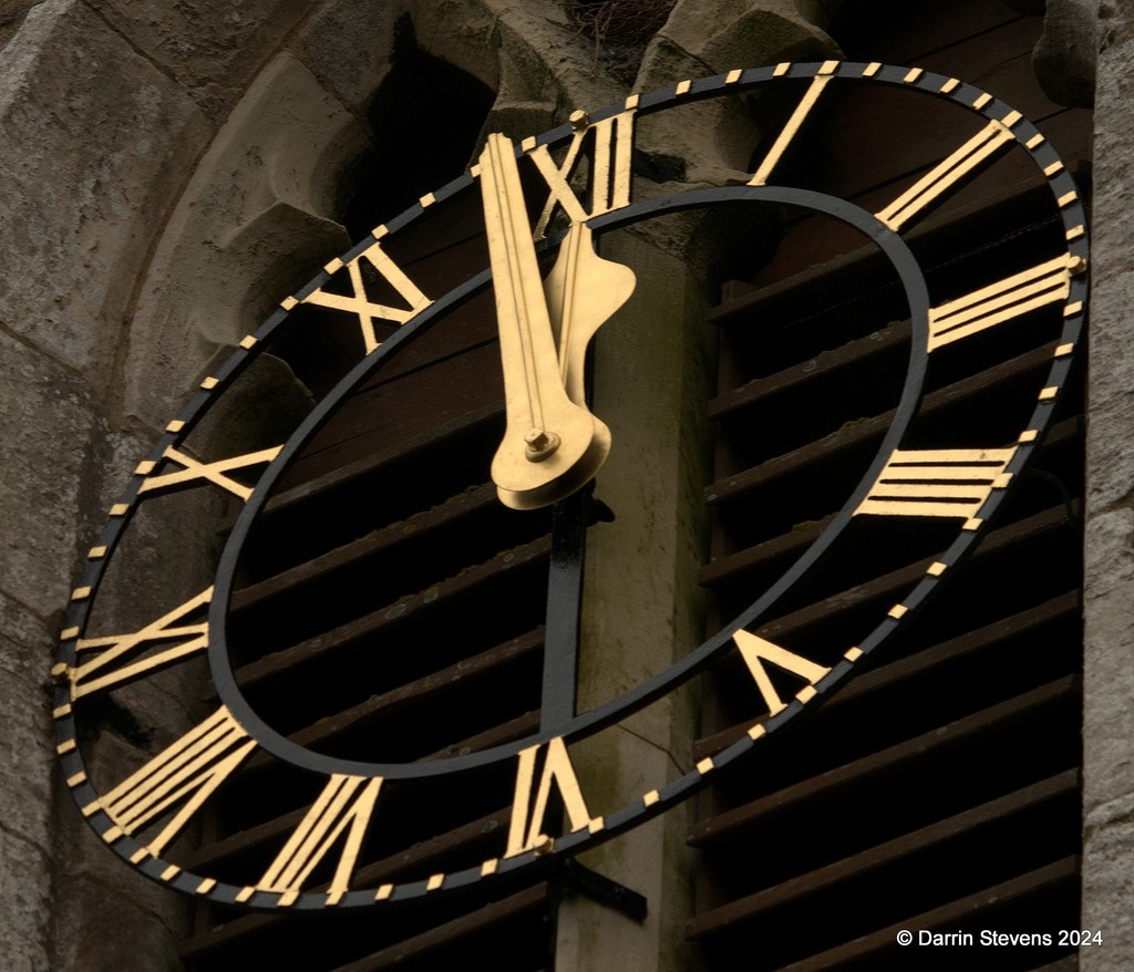The restored dial at the Withernsea War Memorial Clock, St Nicholas Church.

Image credit: Darrin Stevens⁠

#withernseawarmemorial #dialrestoration