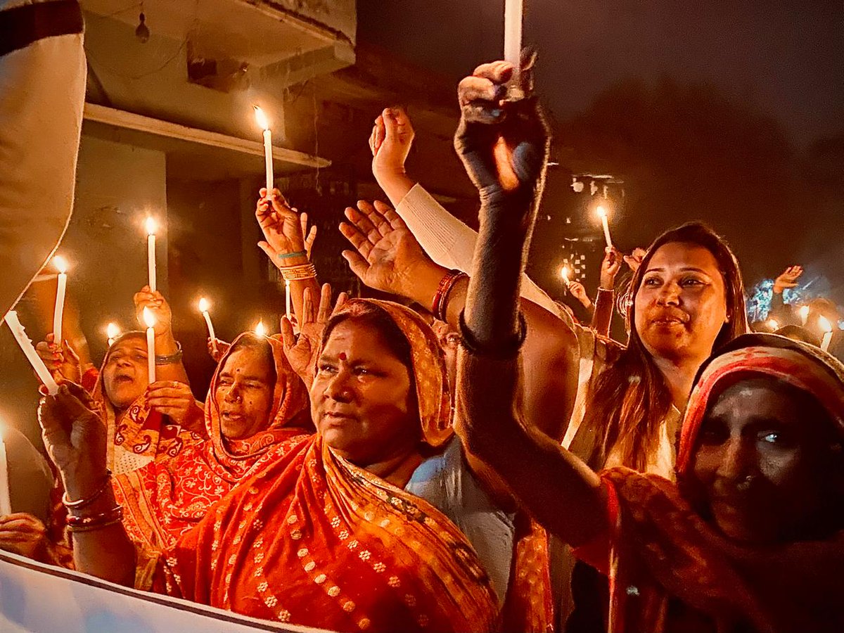 prayas_jac's tweet photo. Women leading and lighting  the path for  freedom from Child Marriage.
#OurPrayasToEndChildMarriage
#BalVivahMuktBharat 
@Annapurna4BJP @samastipurtown @Bhuwan_Ribhu @Samastipur_Pol @DM_Samastipur @bihar_police @MinistryWCD @MSJEGOI @News18Bihar @NCPCR_ https://t.co/VpD137oei8