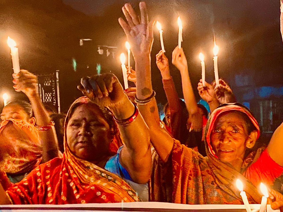 prayas_jac's tweet photo. Women leading and lighting  the path for  freedom from Child Marriage.
#OurPrayasToEndChildMarriage
#BalVivahMuktBharat 
@Annapurna4BJP @samastipurtown @Bhuwan_Ribhu @Samastipur_Pol @DM_Samastipur @bihar_police @MinistryWCD @MSJEGOI @News18Bihar @NCPCR_ https://t.co/VpD137oei8