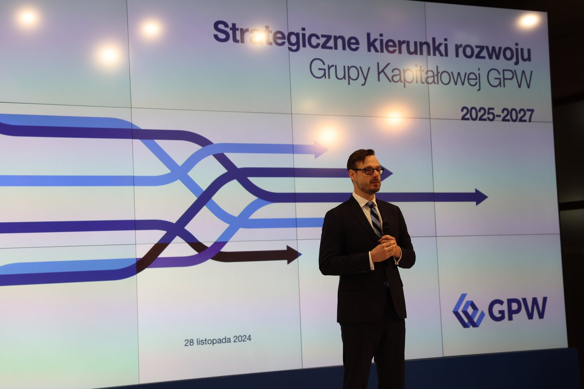💬Minister Jakub Jaworowski na <a href="/GPW_WSExchange/">GPW</a>: opracowanie strategii, jej wdrażanie jest kluczowym elementem w naszych dobrych praktykach nadzoru właścicielskiego. Zalecamy, aby spółki opracowywały strategie, Zarządy je realizowały, a Rady Nadzorcze współpracowały z Zarządem,