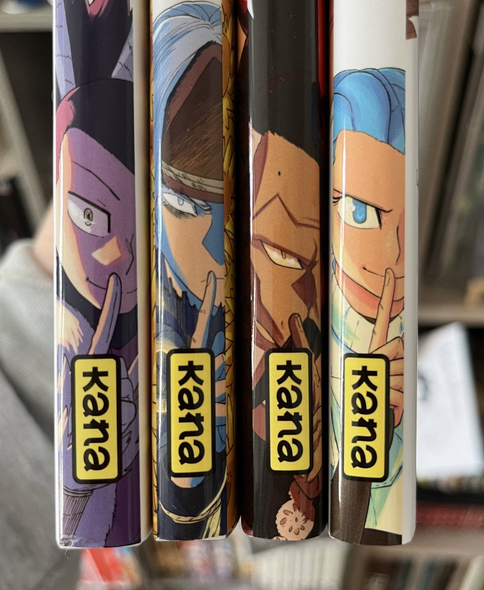 YOoneV's tweet image. - Silence -
Le tome 4 en librairie le 13 décembre.