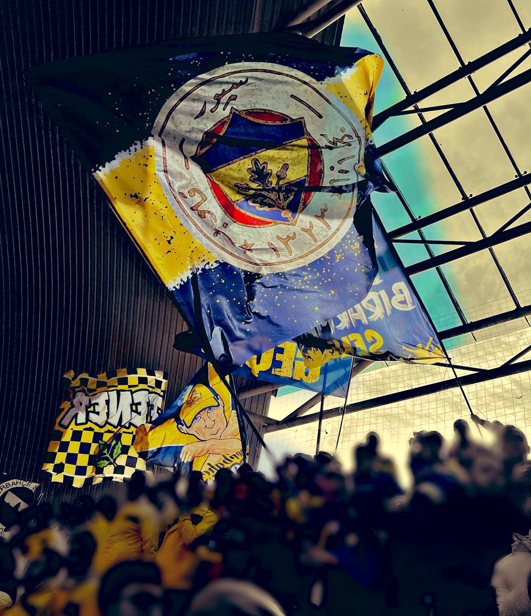 Aşığım aşığım sana, doyamıyorumki sana <a href="/Fenerbahce/">Fenerbahçe SK</a>