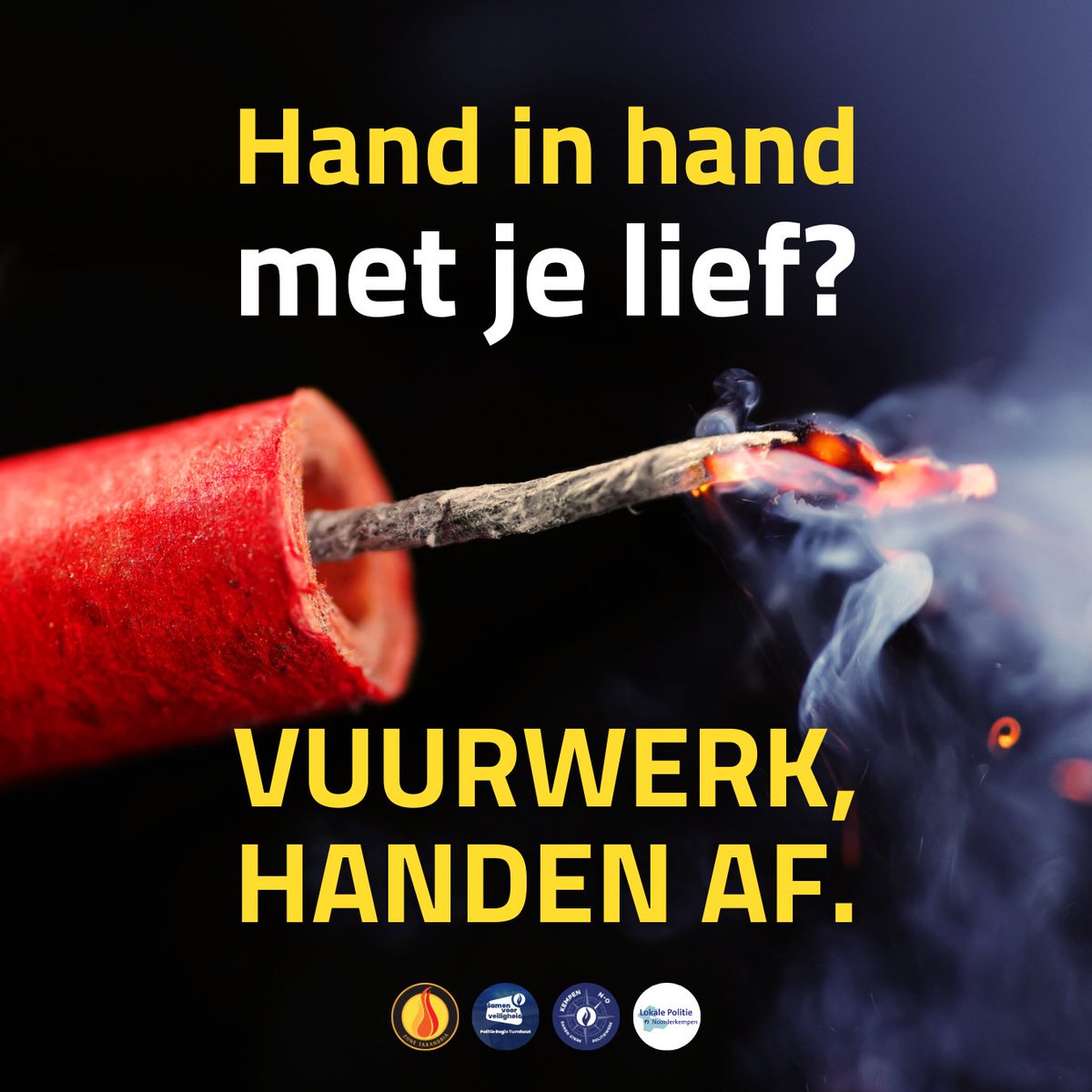 Vuurwerk afsteken is levensgevaarlijk. Je kan gewond raken of anderen in je buurt verwonden. Bovendien kan het ook brand veroorzaken. Laat #vuurwerk over aan professionals en geniet binnenkort zelf van een leuk eindejaar. <a href="/PZRegioTurnhout/">PolitieRegioTurnhout</a>