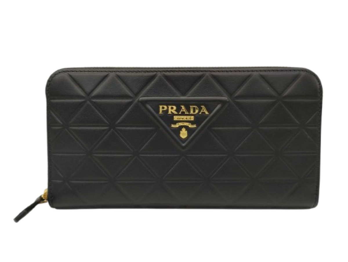 【買取品紹介】
過去にお買取りさせていただいたお品物の紹介です✨

プラダ 長財布
kanteikyoku.jp/store/tsukuba/…