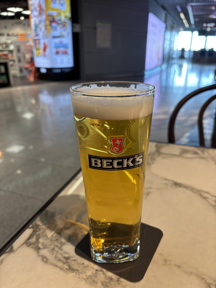 HennigfeldWIT's tweet photo. #DaytimeDrinking https://t.co/vcBWiniH1Y