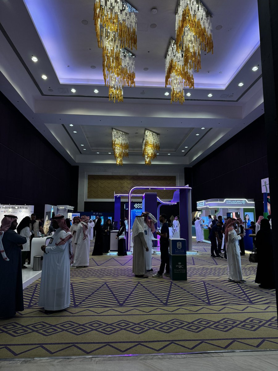 تشرفت بحضور المؤتمر الدولي الرابع للعلاج الطبيعي برعاية كريمة من أمير منطقة الرياض صاحب السمو الملكي الأمير فيصل بن بندر بن عبدالعزيز آل سعود بتنظيم الجمعية السعودية للعلاج الطبيعي <a href="/Spta_Media/">الجمعية السعودية للعلاج الطبيعي SPTA</a> 

كما سعدت بلقاء من كان لهم فضل علي بعد الله في بدايتي بالمهنة سعادة الدكتور عثمان