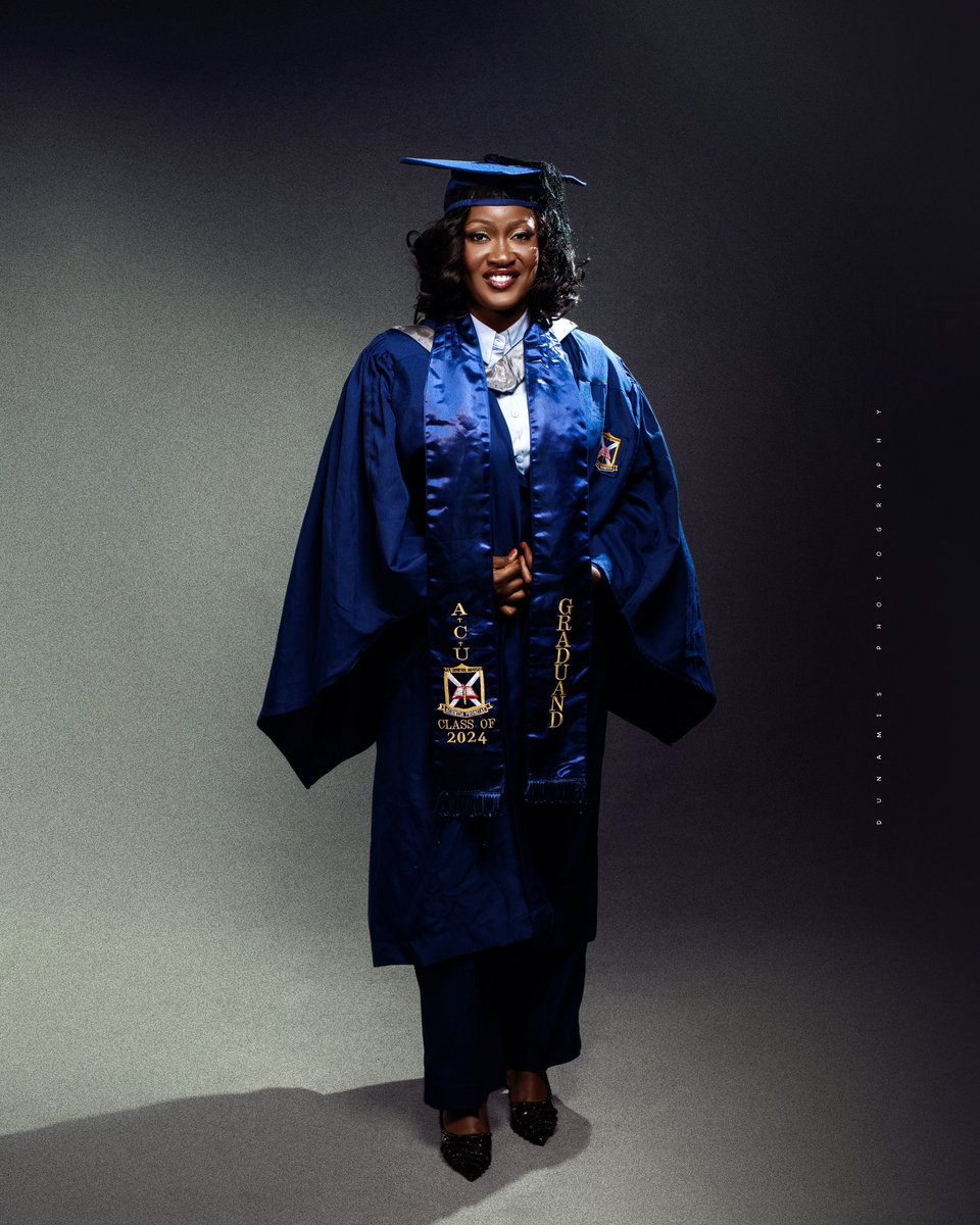 The tassel was worth the hustle! 💪🎓

Second Degree! 
Bsc. Economics.