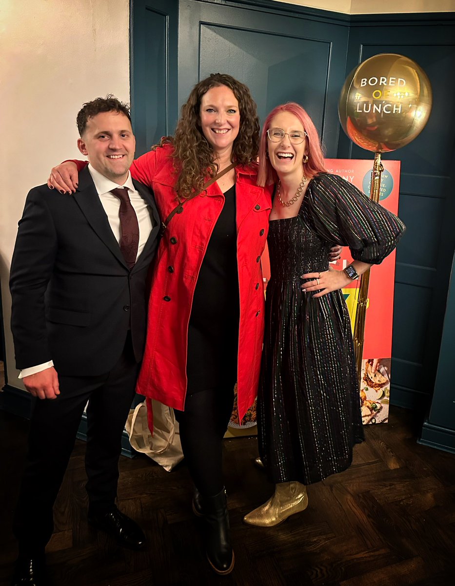 The Slimming Foodie (@slimmingfoodie) on Twitter photo Fabulous evening at Nathanโs (<a href="/boredoflunch/">Nathan Anthony</a> ) launch for his new six ingredient slow cooker book. Got to catch up with lots of my faves, enjoy delicious food and drink and have a Christmassy trip to London! <a href="/beckyexcell/">Becky Excell ๐</a> <a href="/janespatisserie/">Janeโs Patisserie โค๏ธ๐ฐ</a> <a href="/jonwatts88/">Jon Watts</a> Fabulous evening at Nathanโs (<a href="/boredoflunch/">Nathan Anthony</a> ) launch for his new six ingredient slow cooker book. Got to catch up with lots of my faves, enjoy delicious food and drink and have a Christmassy trip to London! <a href="/beckyexcell/">Becky Excell ๐</a> <a href="/janespatisserie/">Janeโs Patisserie โค๏ธ๐ฐ</a> <a href="/jonwatts88/">Jon Watts</a>