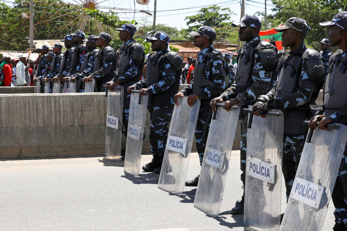 gonga_p's tweet photo. 🚨🇦🇴 Polícia angolana desrespeita direito à manifestação e mata civis inocentes, diz Amnistia 

Por: Agência Lusa/PÚBLICO

Leia o artigo completo aqui: https://t.co/6MgiMMgFUw https://t.co/weMxC64Cxy