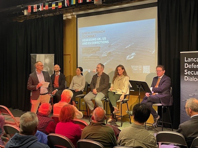Centre for War and Diplomacy (@cwdlancaster) on Twitter photo Thank you to our audience at 'A New Approach to China?', last night. It was great to see such a large and engaged audience. We heard fascinating presentations from our distinguished panel and a lively question and answer session! <a href="/OliviaCheung_oc/">Olivia Cheung</a> <a href="/ProfESimpson/">Professor Edward Simpson</a> <a href="/zhubochubo/">Andrew Chubb</a> Thank you to our audience at 'A New Approach to China?', last night. It was great to see such a large and engaged audience. We heard fascinating presentations from our distinguished panel and a lively question and answer session! <a href="/OliviaCheung_oc/">Olivia Cheung</a> <a href="/ProfESimpson/">Professor Edward Simpson</a> <a href="/zhubochubo/">Andrew Chubb</a>