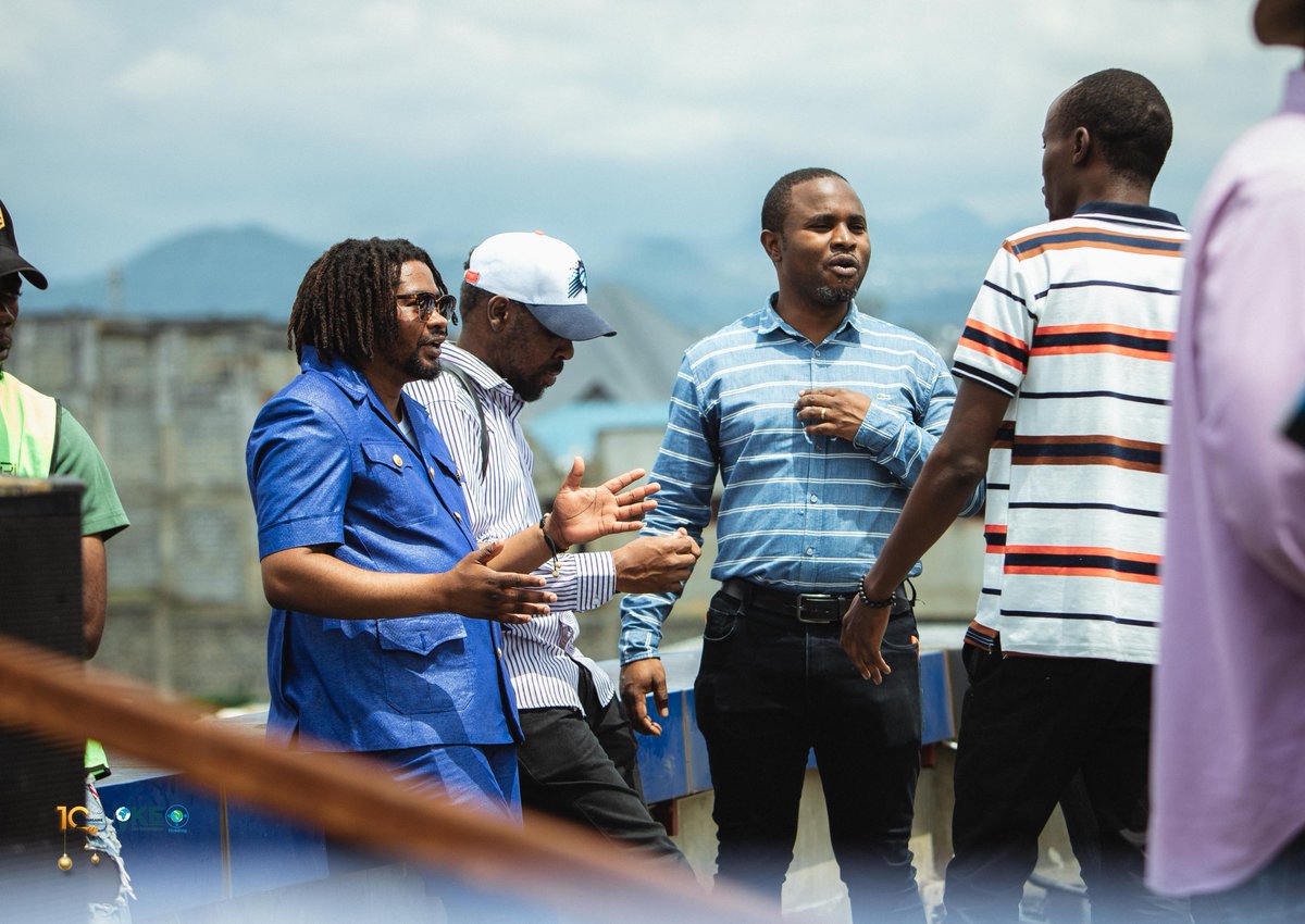 C'est avec émotion et reconnaissance que nous avons participé au 10e anniversaire de Kivu Entrepreneurs avec succès. C'est mon premier incubateur, et nous sommes le premier incubé de cette organisation.

C'était un moment aussi de networking et retrouvaille entre entrepreneurs de