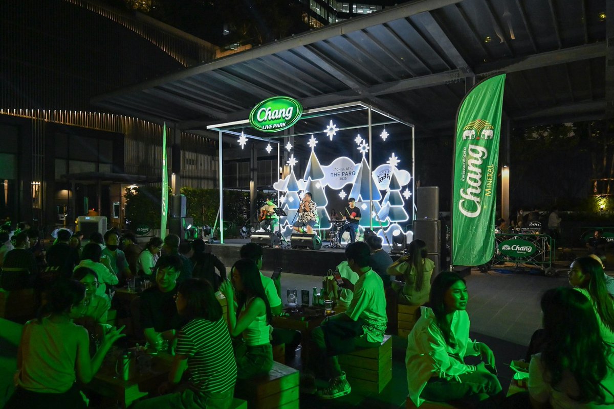 woopmag's tweet photo. “ฟิล์ม – ธนภัทร” ร่วมสัมผัสความสุขในงาน “CHILL AT THE PARQ 2025” เทศกาล กิน ดื่ม ช้อป ประจำปี เพื่อคุณและสัตว์เลี้ยงที่ เดอะ ปาร์ค
https://t.co/3ZJXRB7ucZ
#CHILLATTHEPARQ2025 #ThePARQ #LifeWellBalanced #StarsOfJoy #filmthanapat https://t.co/OoncrN5Vjp
