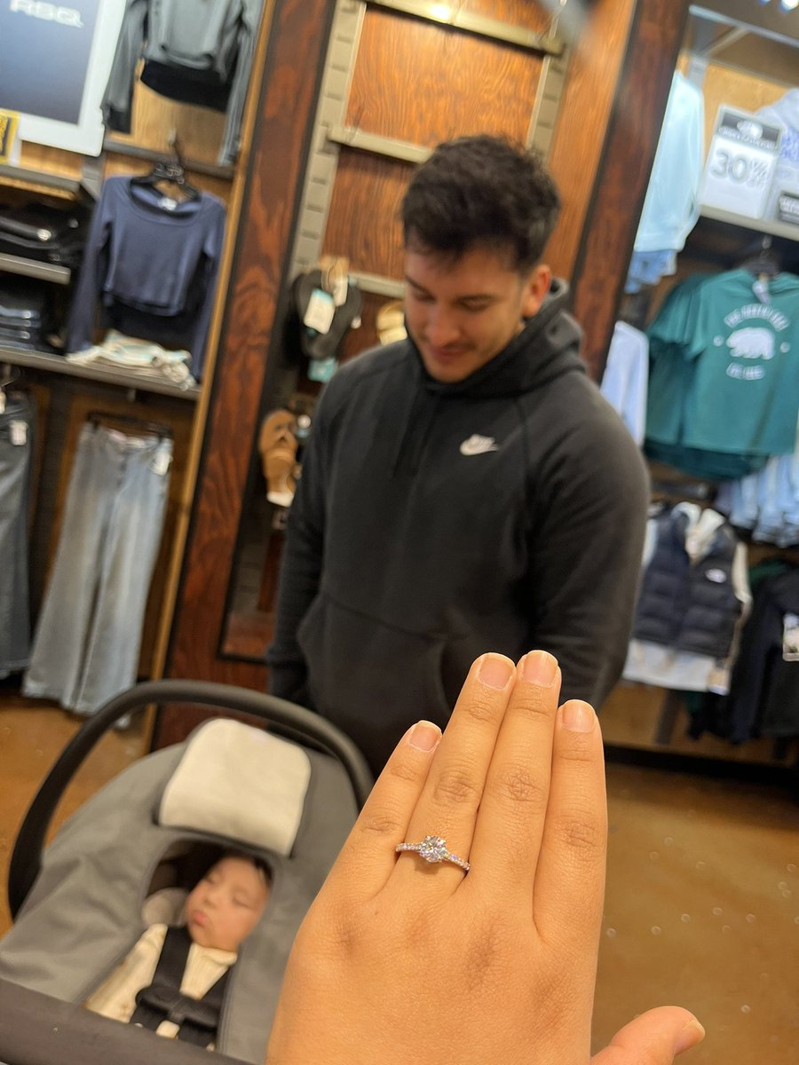 PytWhiteey's tweet photo. Ending the night with the perfect ring, my love, and our greatest blessing 💍✨ #ForeverAndAlways https://t.co/u8QVo6faQm