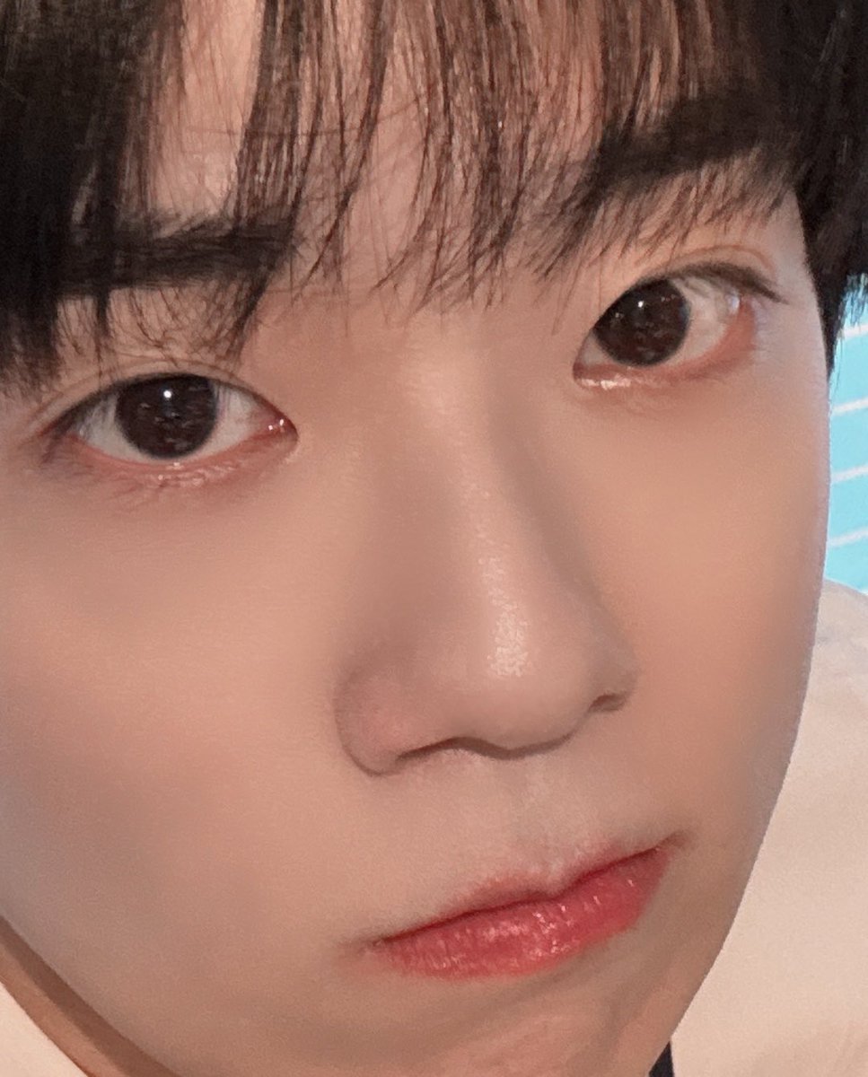 BXB_Brasil's tweet photo. [📷] 27.11.24 — Atualização do #HAMIM no perfil dos membros.

"Eu estou vendo 🧐🧐🧐"

#비엑스비 #BXB #하민 #HAMIN https://t.co/yK2XyMtLuQ