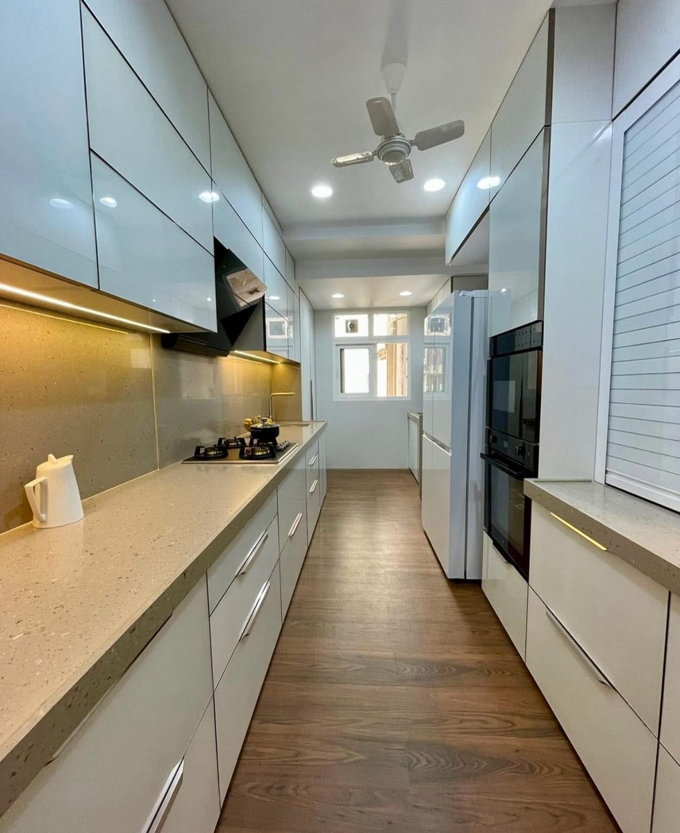 KKModularKitchn's tweet image. Upgrade your kitchen with KK Modular Kitchen’s sleek Parallel design, combining elegance, functionality, and durability. 

Our customizable solutions maximize space, improve organization, and add luxury to your home.

#kkmodularkitchen #kitchendesign #functional #Luxury