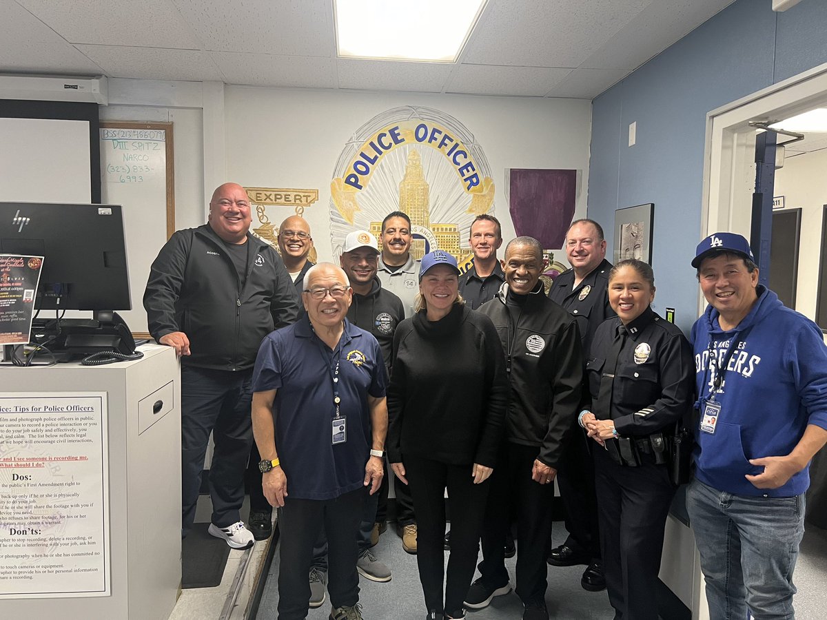 celina robles tweet media