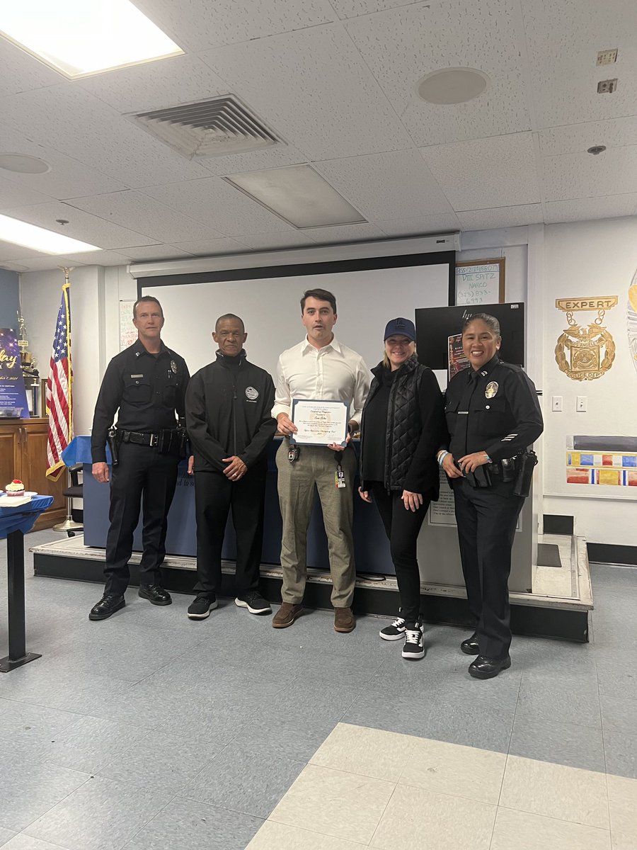 celina robles tweet media