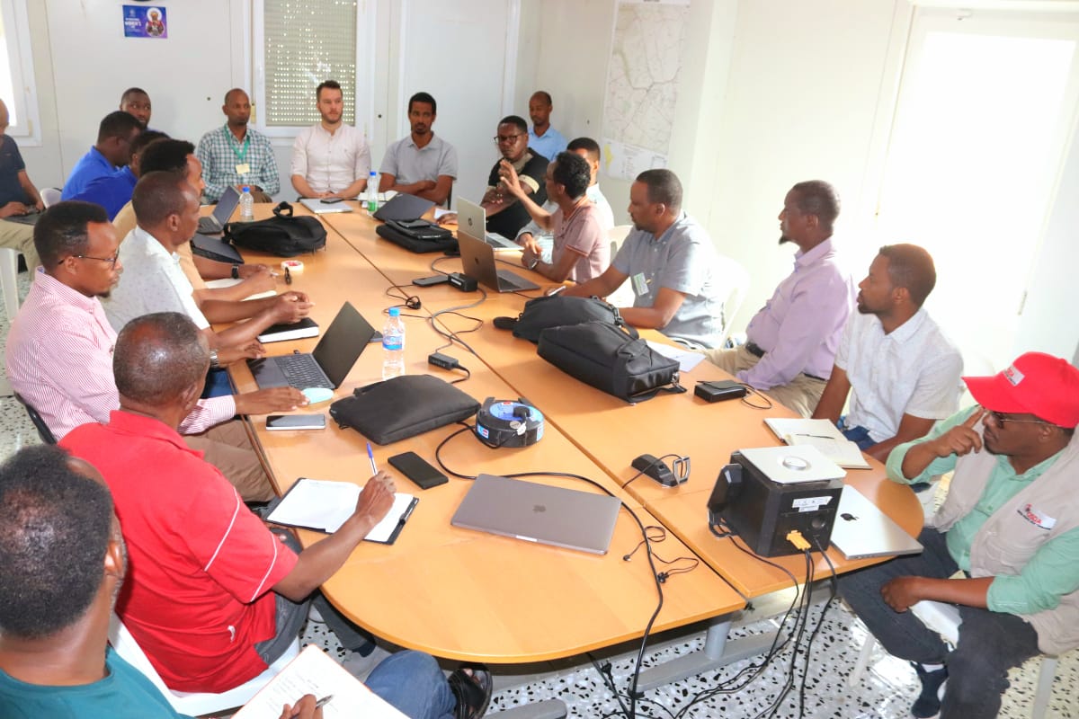BORESHA_HoA's tweet photo. @BORESHA_HoA  team recently participated in a coordination meeting with fellow @EUinKenya, @EU_in_Somalia and @EUinEthiopia funded cross-border programme teams in Dollo Ado. We are excited to collaborate with @FAO's PLACE and @UNmigration's Deris Wacan programmes, engaging in productive discussions on coordination strategies and resource optimisation to support borderland communities.

Together, we developed a comprehensive plan to enhance outreach and scale up water access, climate-smart agriculture, animal health, and financial inclusion interventions. Our shared plan focuses on concentrating interventions in a few targeted locations to enhance scalability and defining roles and responsibilities among the programmes to ensure maximum impact and efficient operations at a scalable level.#EUDelivers