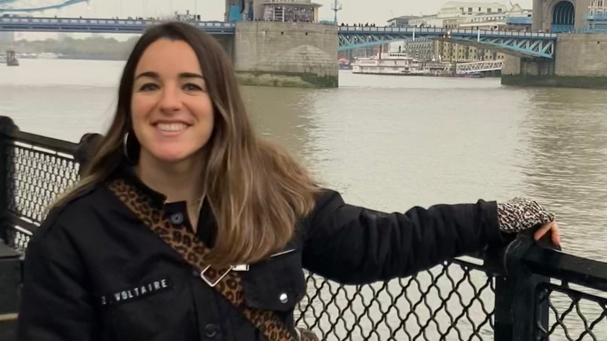 #TXIOTESIA|

Ainhize Barrainkua Agirre: "Oso garrantzitsua da algoritmoen iragarpenak kritikoki aztertzea"

Azken txiotesian parte hartu zuen "Ziurgabetasunaren modelizazioa barneratzen ekitate algoritmikoaren arloko metodologietan" ekarpenarekin 

ueu.eus/komunikazioa/a…