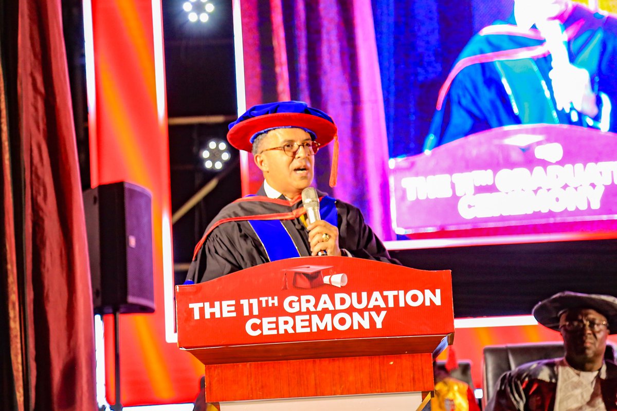 UmarfaruqSalih6's tweet photo. As you graduate, you're entering a world plagued by conflicts and social issues.
Rather than blaming democracy, politics or organizations, recognize that we all share responsibility.
~  Prof. Luis Gabriel, Guest Speaker 
#UEAGrad2024 #IUEAGraduation2024 https://t.co/iNdQmuJUKR