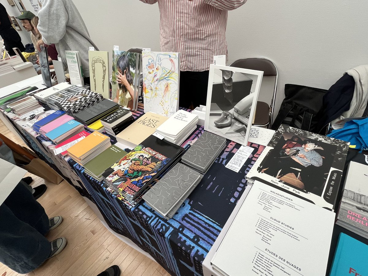Art Book Iskusstvo tweet media