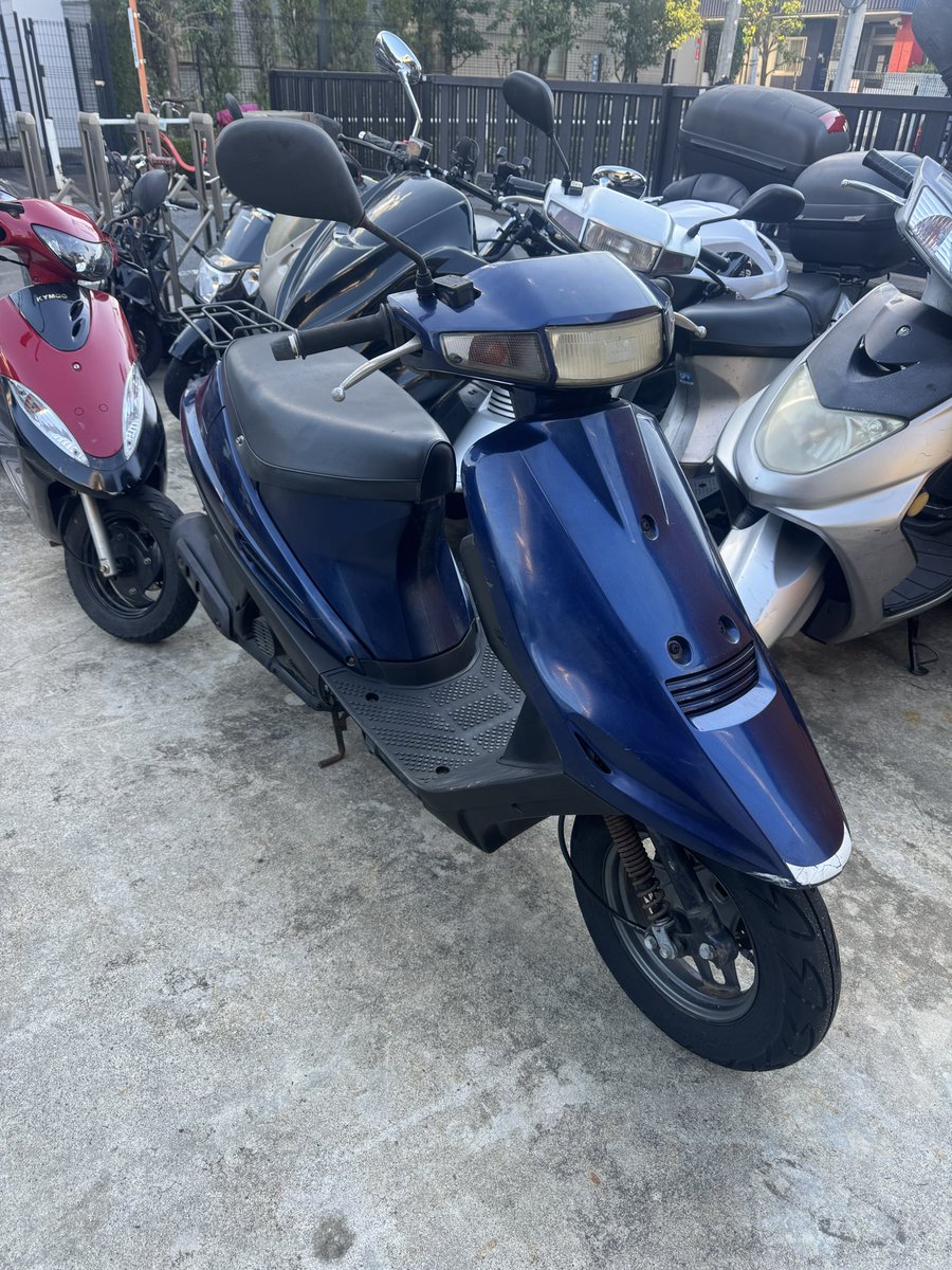 Garage3103's tweet photo. フュージョン250  5万
エイプ50 13万
V100  5万
ワゴンR 15万 https://t.co/IZAKaeOx12