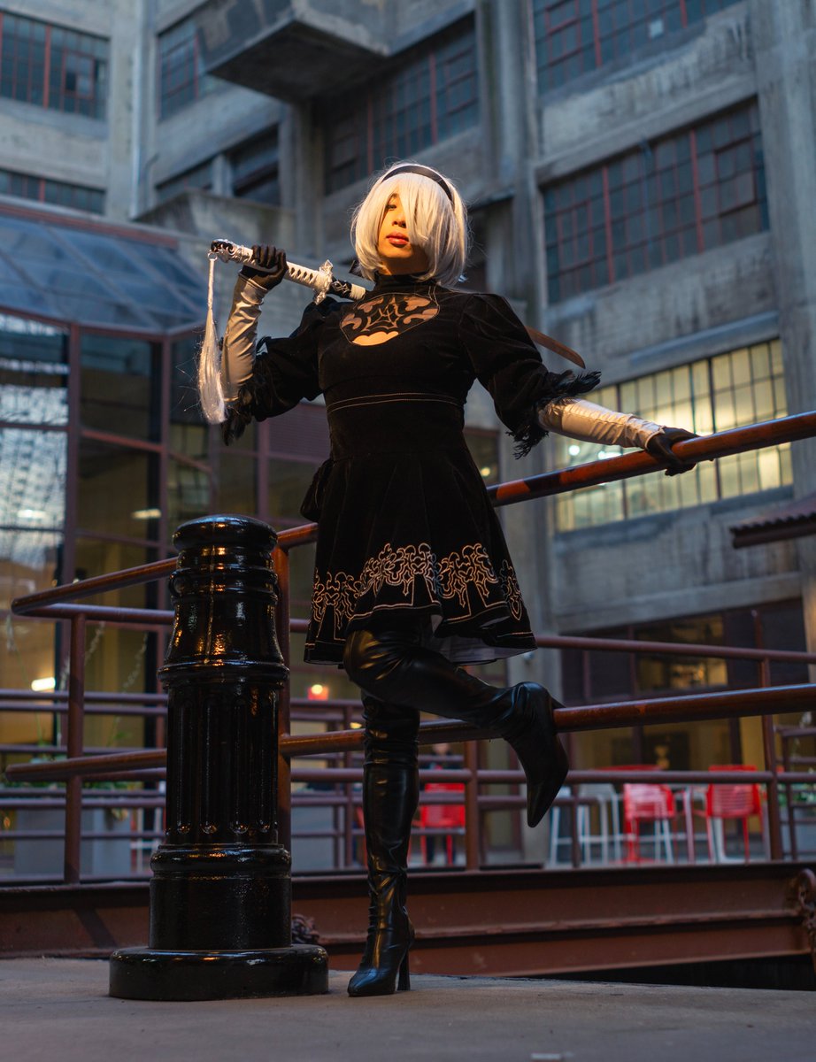 yibubumblebee's tweet photo. Wanted to find somewhere to post these LOL. Some pics are edited and some are not (because I felt like the background suited the in-game environment more)

Me as 2B

#NieRAutomata #NierAutomataCosplay https://t.co/IaNeRxeF7f