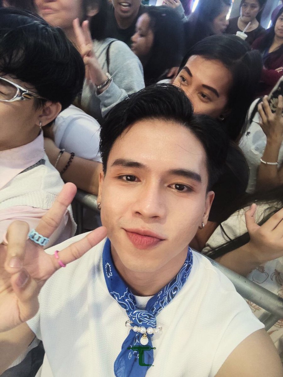 tatinites_ofc's tweet photo. [112824]

Wrapped another incredible and unforgettable performance at the Atrium SM North Edsa for "Bawat Bata Dapat Happy" in celebration of National Children's Month!

#ASTER #ASTER_TATIN #ASTER_AXIS  #TATINapay
@_asterofc  @asterisk_ph  @_twinklesofc  @aster_tatin https://t.co/sW755n87eb