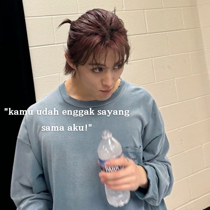 candylolips's tweet image. 'Ciuman'

Dongmark long au by @candylolips