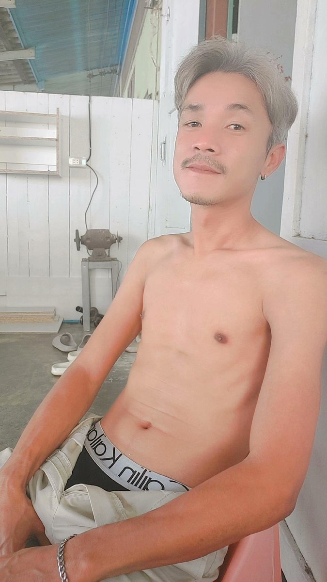 อาการก็ร้อน หิวอีกตางหาก ป่ะ! ไปหาไรกินกัน😆