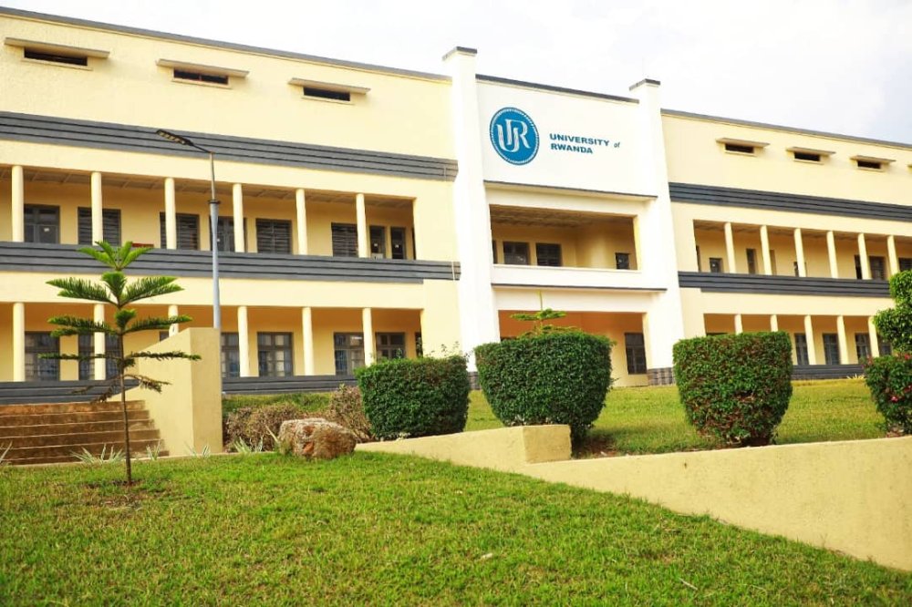 umunotanews's tweet image. UR na UGHE zaje muri Kaminuza 10 nziza munsi y’ubutayu bwa Sahara.
#UR_CoE #ughe_org #Rwanda_Edu #RwandaGov 
#UmunotaNews
Soma inkuru irambuye:umunota.com/ur-na-ughe-zaj…